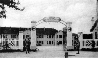 Ligne Maginot - CATTENOM - (Camp de sureté) - Entrée du camp
Carte postale