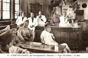 Ligne Maginot - ELZANGE - (Camp de sureté) - Le foyer du soldat
Extrait d'une serie de cartes postales