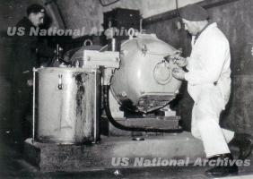 Ligne Maginot - HACKENBERG - A19 (Ouvrage d'artillerie) - Groupes convertisseurs
Ces groupes sont ceux destinés à la production du 600V continu pour la traction dans l'ouvrage