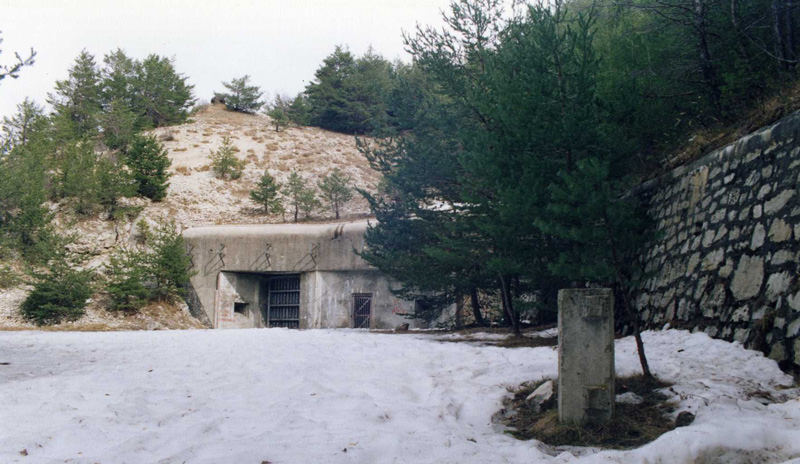 Ligne Maginot - SAINT ANTOINE - (Ouvrage d'artillerie) - L'entrée mixte de l'ouvrage