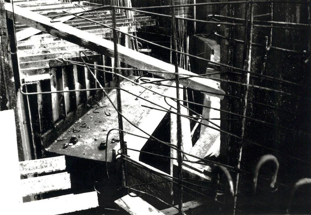 Ligne Maginot - ROQUEBRUNE - CORNILLAT - (Ouvrage d'artillerie) - Construction du bloc 3
Les piéces d'embrasures sont en place