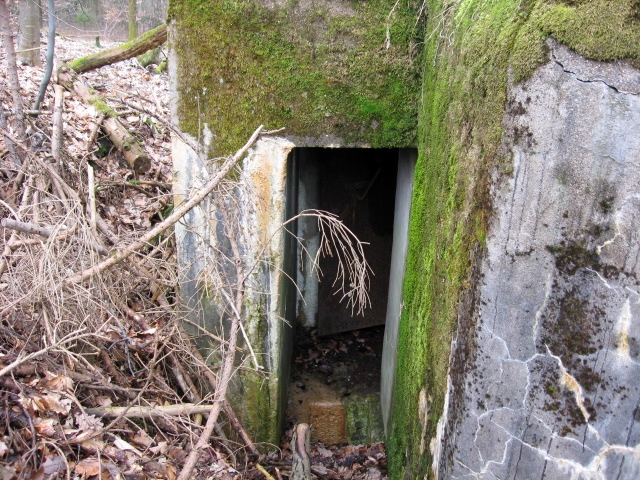 Ligne Maginot - HOLZSCHLAG 3 - (Blockhaus pour canon) - L'entrée du personnel