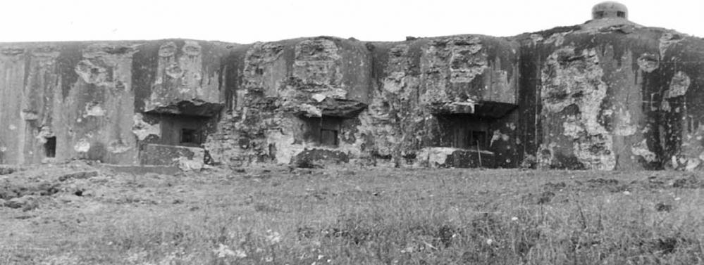 Ligne Maginot - FERMONT - A2 - (Ouvrage d'artillerie) - Le bloc 4 après les combats - Inconnu