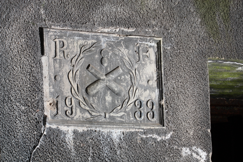 Ligne Maginot - Ouvrage d'artillerie du HACKENBERG - Bloc 24
Cartouche - www.arnaultjl-photo.com