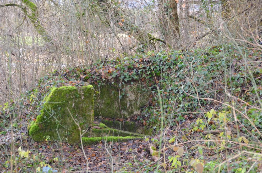 Ligne Maginot - HUTTINGUE (Ouvrage d'infanterie) - Entrée Est en puits.