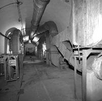 Ligne Maginot - MONTE GROSSO (MG) - E02 - (Ouvrage d'artillerie) - Salle de neutralisation
Au premier plan à gauche de la photo les batteries électriques utilisées pour la mise en charge des groupes électrogènes lors de leurs essais.