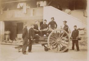 Ligne Maginot - QUARTIER NAPOLEON (QUARTIER MONT-CENIS) - (Camp de sureté) - Des artilleurs et un chasseur alpin du 13°BACP en 1897