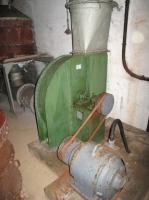 Ligne Maginot - SAPEY - (Ouvrage d'artillerie) - Salle de neutralisation
Ventilateur air pur (couleur verte)