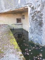 Ligne Maginot - AUENHEIM NORD - (Casemate d'infanterie) - La façade et le fossé nord