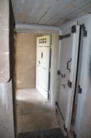 Ligne Maginot - 112 - BETTLACH SUD - (Casemate d'infanterie - Double) - Couloir entrée des hommes
Au premier plan la porte des latrines et au second la porte blindée d'entrée