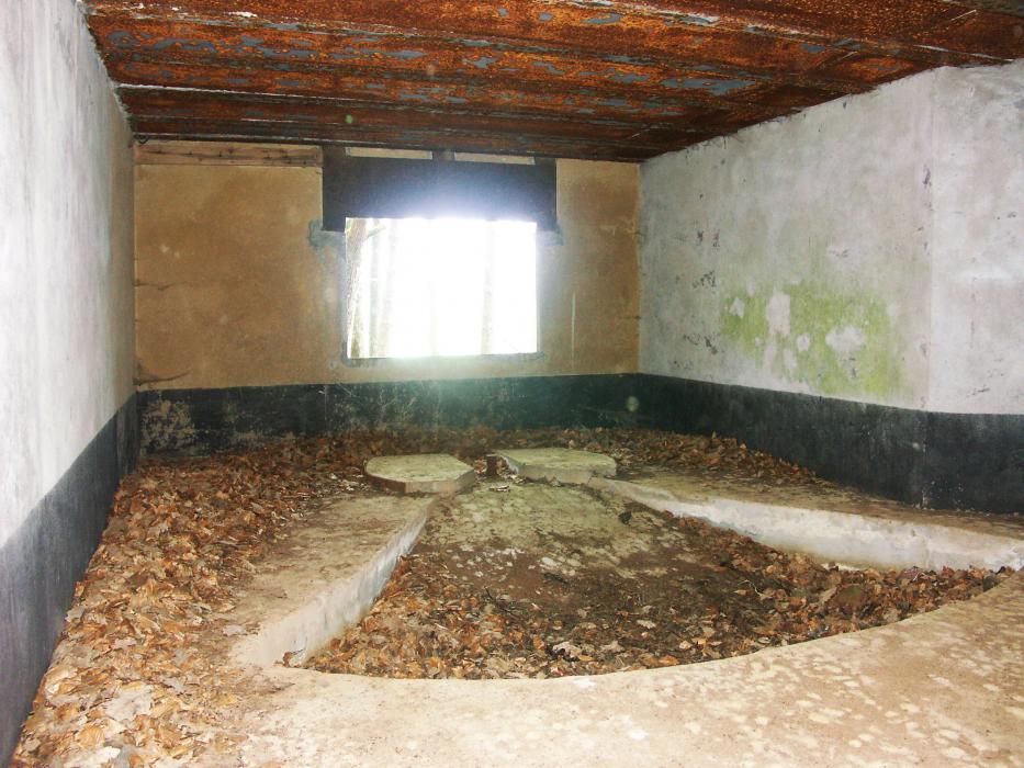 Ligne Maginot - BIESENBERG - (Casemate d'artillerie) - Emplacement de droite