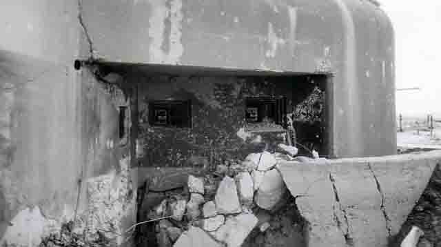 Ligne Maginot - OBERROEDERN NORD - (Casemate d'infanterie - Double) - La casemate après les combats. 