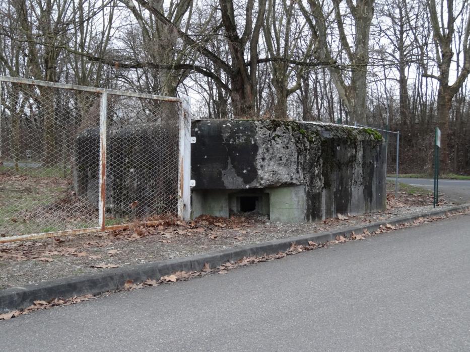 Ligne Maginot - Vue du créneau Sud-Est - Le créneau Est