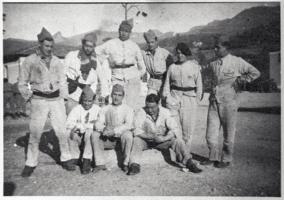 Ligne Maginot - MONTE GROSSO (MG) - E02 - (Ouvrage d'artillerie) - Une partie de l'équipage prend l'air à l'extérieur