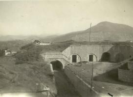 Ligne Maginot - TETE DE CHIEN - FORT MASSENA (6° BIE - 157° RAP) - (Position d'artillerie préparée) - Photo prise en 1944 par les soldats américains