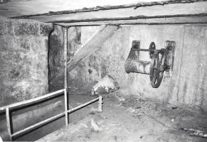 Ligne Maginot - CHIUSE DE SAINT JEAN LA RIVIERE - (Casemate d'infanterie - Simple) - Une partie du mécanisme du pont escamotable