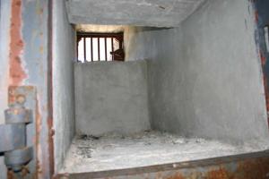 Ligne Maginot - GRANGES COMMUNES - (Ouvrage d'infanterie) - Bloc 2
La prise d'air de l'ouvrage, accessible de l'intérieur et n'offrant aucune protection contre les coups directs