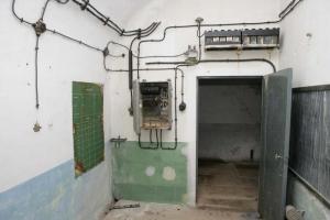 Ligne Maginot - SAPEY - (Ouvrage d'artillerie) - Bloc 4
Le PC, le bloc d'alimentation des transmetteurs d'ordre et ses batteries de secours
