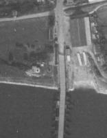 Ligne Maginot - RHINAU Centre - (Abri) - L'abri est situé juste à gauche du pont de bateaux.