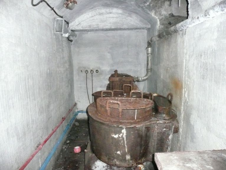 Ligne Maginot - PLATE LOMBARDE - (Ouvrage d'infanterie) - La cuisine
Cuisinières à charbon