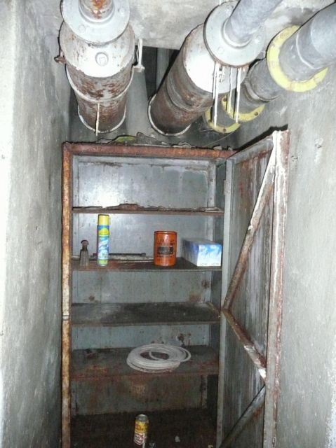 Ligne Maginot - PLATE LOMBARDE - (Ouvrage d'infanterie) - Bas du bloc cheminée
Départ des conduits d'échappement des diesels de l'usine