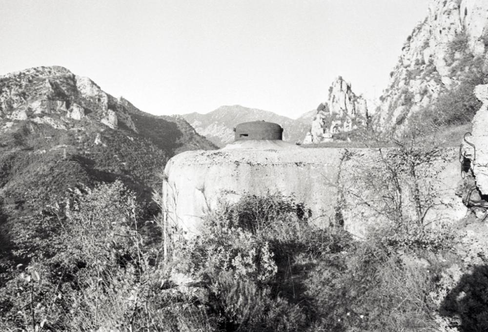 Ligne Maginot - SAINTE AGNES (SAG) - EO9 - (Ouvrage d'artillerie) - Bloc 3 
La cloche VDP couvrant l'ouvrage des Banquettes et celui de Garuche