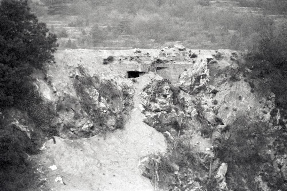 Ligne Maginot - Blockhaus de la route de Castillon - 