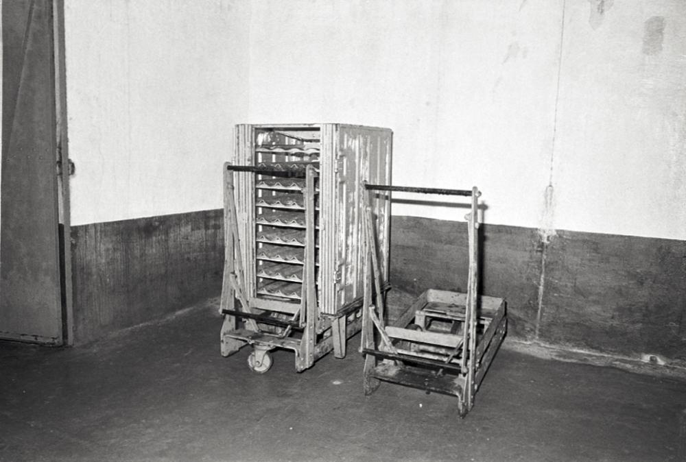 Ligne Maginot - BARBONNET (BT) - (Ouvrage d'artillerie) - Bloc 2
Casiers à munitions et chariots de manutention