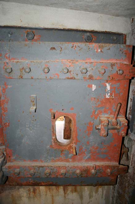Ligne Maginot - GRANGES COMMUNES - (Ouvrage d'infanterie) - Bloc 2
Issue de secours