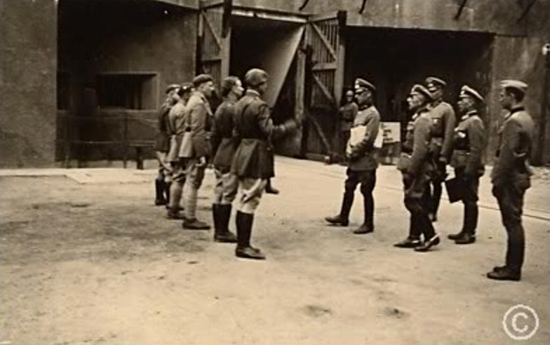 Ligne Maginot - SIMSERHOF - (Ouvrage d'artillerie) - L’entrée munitions 
L'ouvrage lors de sa remise aux allemands