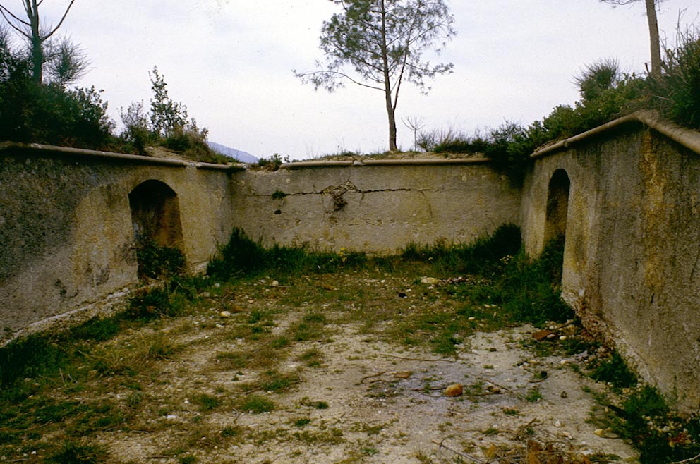 Ligne Maginot - FORT de COLOMARS - Batterie des CABANES (Position d'artillerie préparée) - Les emplacements d'artillerie