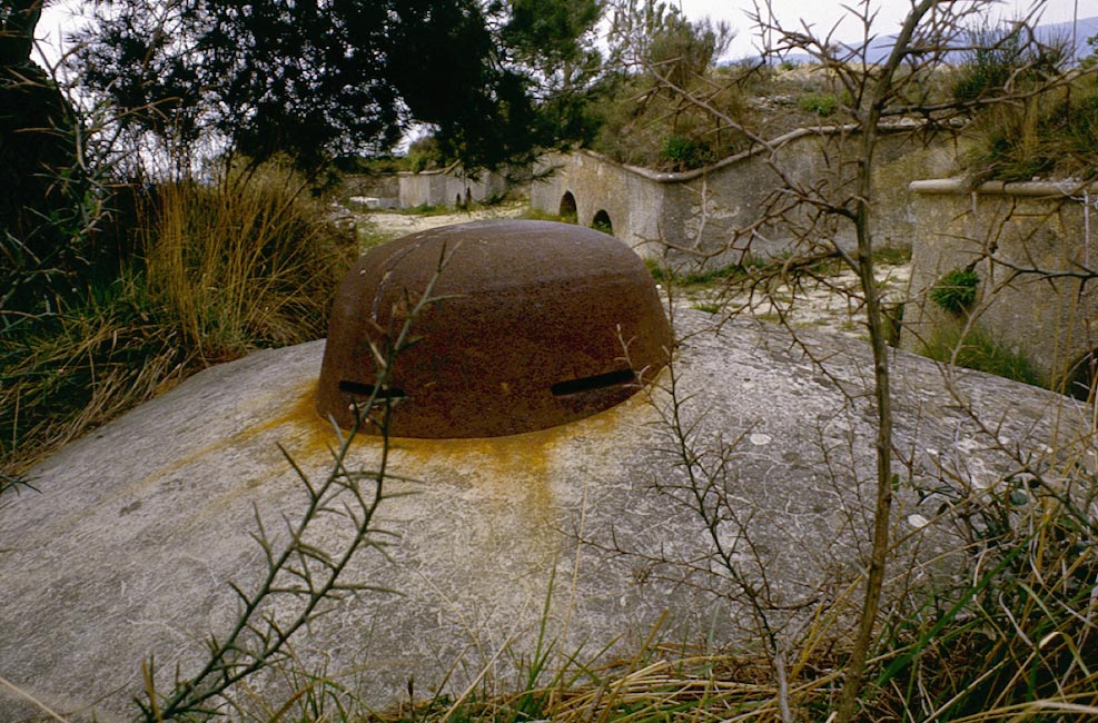 Ligne Maginot - FORT de COLOMARS - Batterie des CABANES (Position d'artillerie préparée) - Observatoires cuirassés