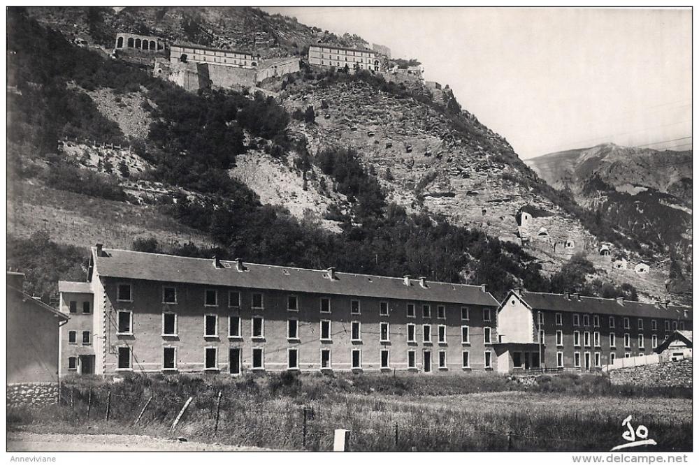 Ligne Maginot - LA CONDAMINE - (Casernement) - 