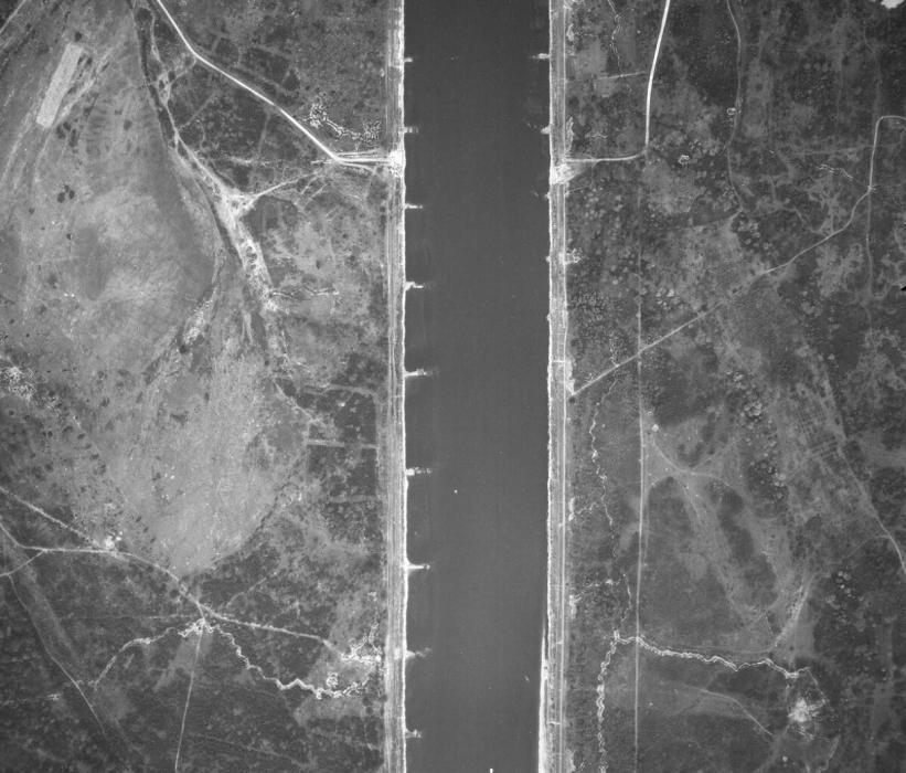 Ligne Maginot - G51 - ALTERGRUND - (Blockhaus pour arme infanterie) - Le bloc d'ALTERGRUND est en partie basse de la photo, sur la rive gauche - IGN - Géoportail 1947