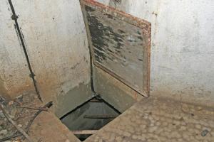Ligne Maginot - PLATE LOMBARDE - (Ouvrage d'infanterie) - Bloc 3
les accès à la cloche Pamart du haut en bas

