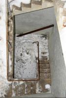 Ligne Maginot - GRANGES COMMUNES - (Ouvrage d'infanterie) - Bloc 1
La cage d'escalier remplie de neige en juillet