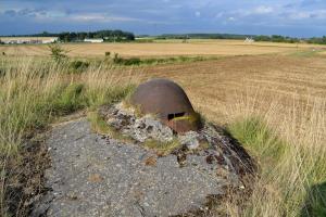 Ligne Maginot - B524 - WARGNIES LE PETIT - (Blockhaus pour canon) - 