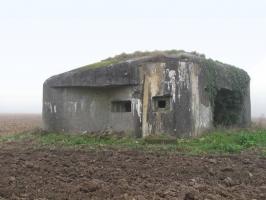 Ligne Maginot - B524 - WARGNIES LE PETIT - (Blockhaus pour canon) - 