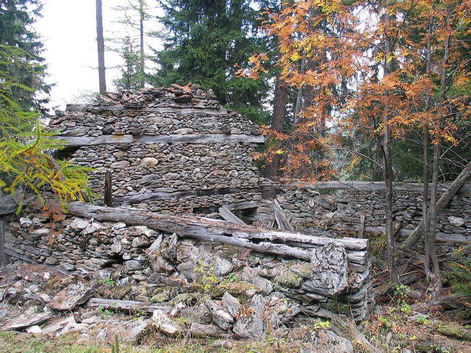 Ligne Maginot - PLAN à MARIN - (Abri) - Ruine du baraquement 