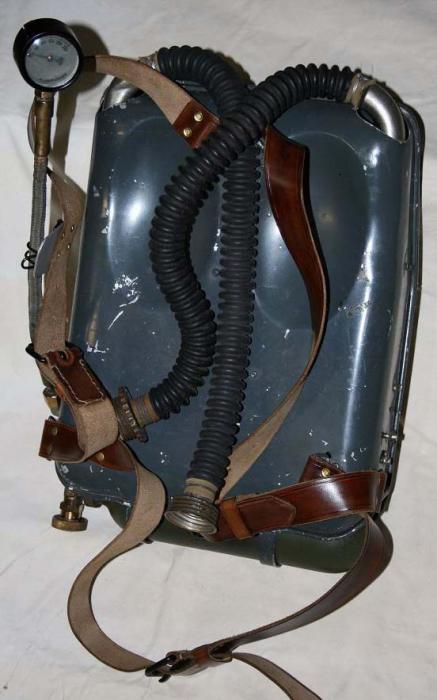 Ligne Maginot - Appareil isolant FENZY modèle 36 - Appareil respiratoire isolant utilsé dans les ouvrages Maginot