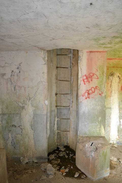 Ligne Maginot - B524 - WARGNIES LE PETIT - (Blockhaus pour canon) - 