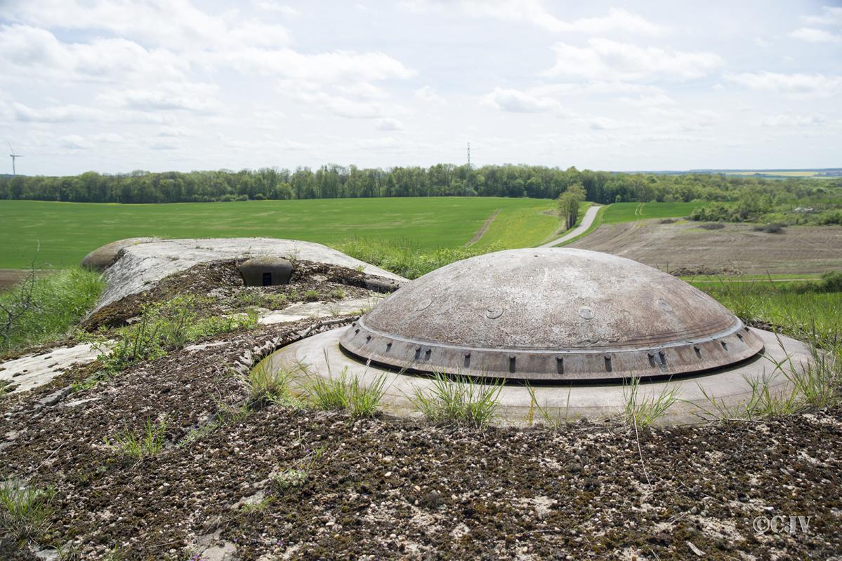 Ligne Maginot - FERMONT - A2 - (Ouvrage d'artillerie) - Bloc 6
Tourelle mitrailleuses - Lia VERMEULEN