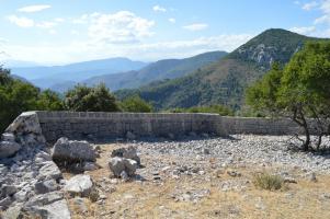 Ligne Maginot - SIRICOCCA SUD - (Observatoire d'artillerie) - À droite le poste de Mont Ours