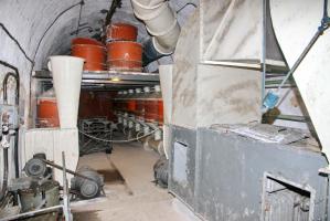 Ligne Maginot - SAINT OURS HAUT (SOH) - (Ouvrage d'artillerie) - Filtration
L'aéro-refroidisseur en bas à droite