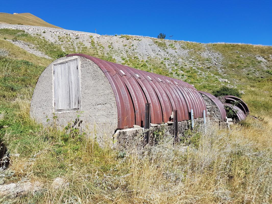 Ligne Maginot - BOUSIEYAS - (Casernement) - 