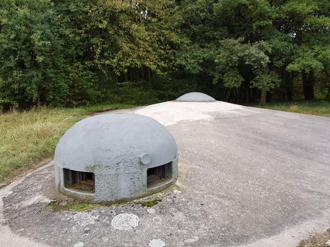 Ligne Maginot - BAMBESCH - A35 - (Ouvrage d'infanterie) - Bloc 1
Tourelle de mitrailleuses modifiée AM et cloche GFM