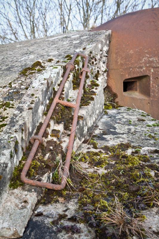 Ligne Maginot - BAMBIDERSTROFF SUD - C71 - (Casemate d'infanterie) - Cloche JM droite
Détail du support de camouflage