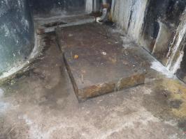 Ligne Maginot - BIESENBERG SOMMITALE - (Casemate d'infanterie - Simple) - Restes de l'usine électrique
le socle du groupe électrogène