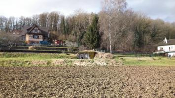 Ligne Maginot - B688 - HESINGUE NORD 1 - (Blockhaus pour arme infanterie) - Vue depuis le bord du champ