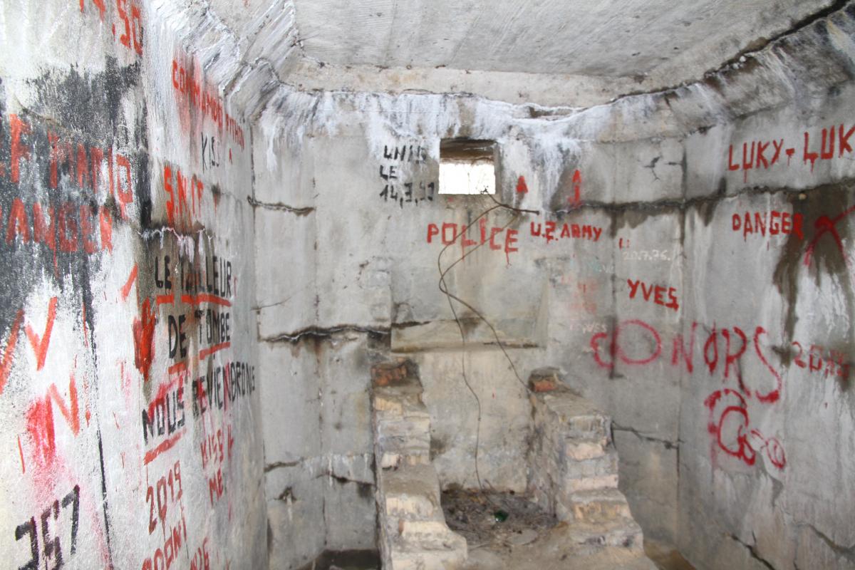 Ligne Maginot - PONT CANAL NORD - (Blockhaus pour arme infanterie) - Chambre de tir